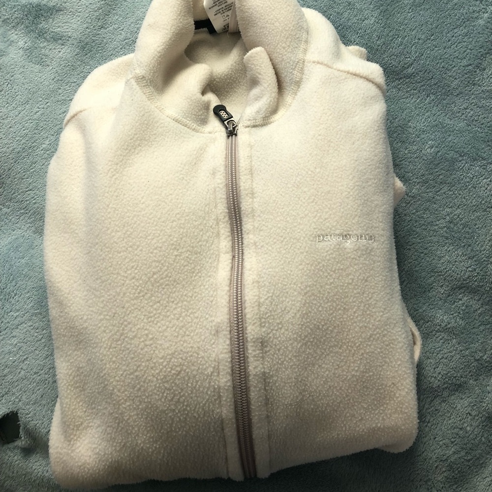 White Zip Down Patagonia